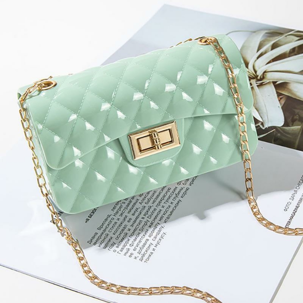 Small Quilted Flap Chain Crossbody Clutch Bag